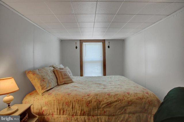 30 WYRICK AVE, Shippensburg, PA 17257