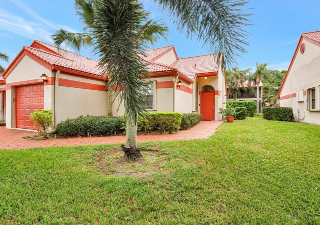 7888 Lexington Club Boulevard B, Delray Beach, FL 33446
