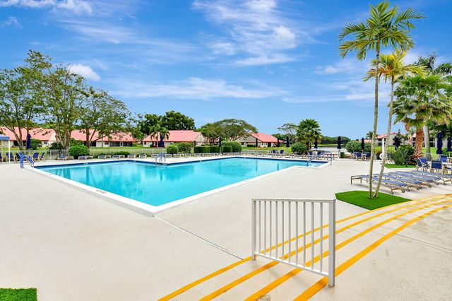 7888 Lexington Club Boulevard B, Delray Beach, FL 33446
