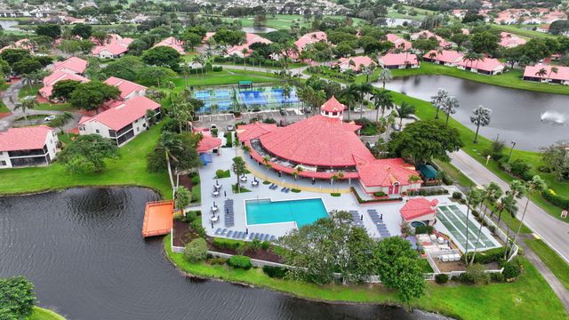 7888 Lexington Club Boulevard B, Delray Beach, FL 33446