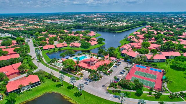 7888 Lexington Club Boulevard B, Delray Beach, FL 33446