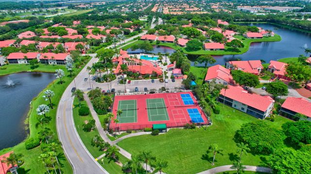7888 Lexington Club Boulevard B, Delray Beach, FL 33446