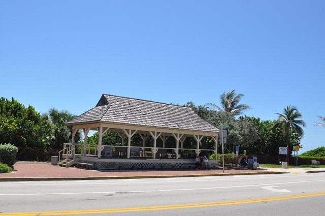 7888 Lexington Club Boulevard B, Delray Beach, FL 33446