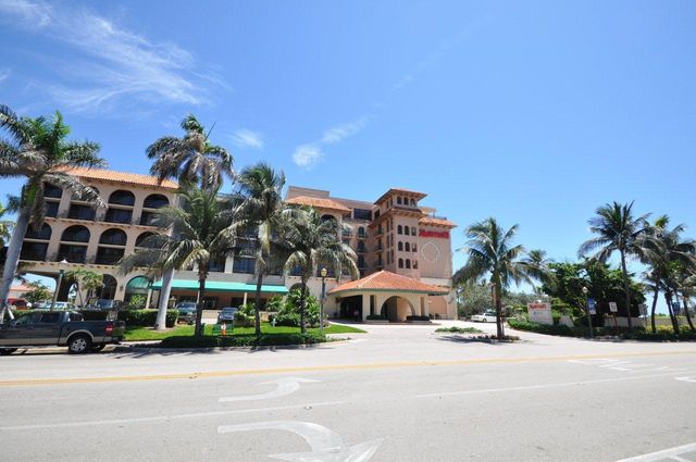 7888 Lexington Club Boulevard B, Delray Beach, FL 33446