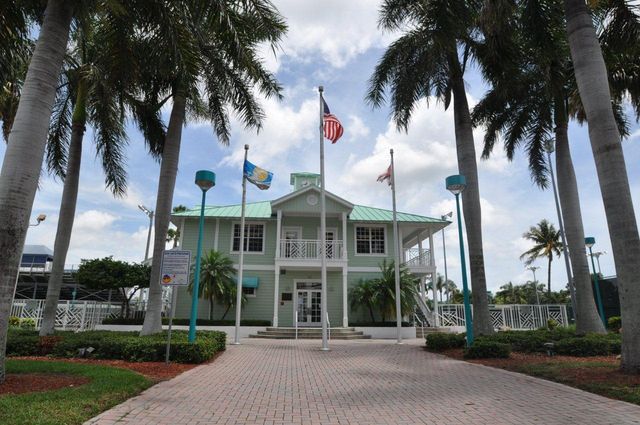 7888 Lexington Club Boulevard B, Delray Beach, FL 33446