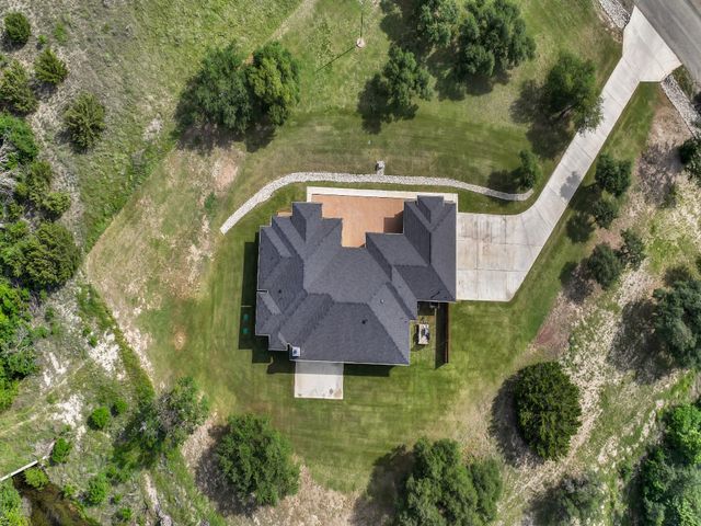 1050 Kingsley Court, Weatherford, TX 76087