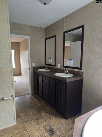 330 Hallwood Road, Eastover, SC 29044