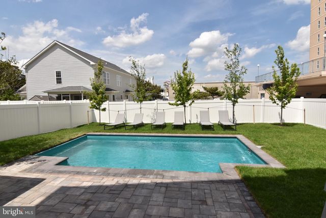 3 LAUREL ST, Rehoboth Beach, DE 19971