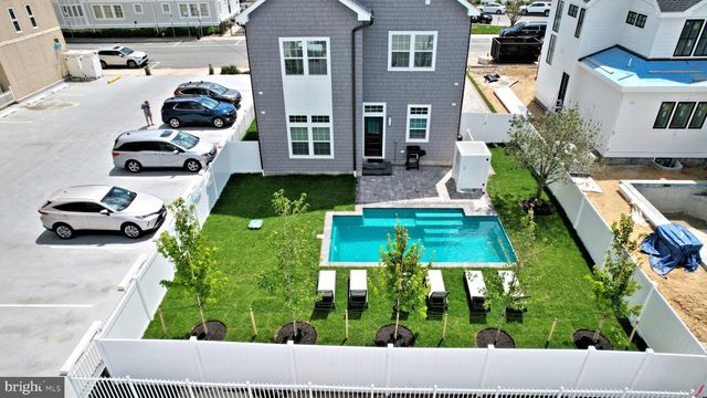 3 LAUREL ST, Rehoboth Beach, DE 19971