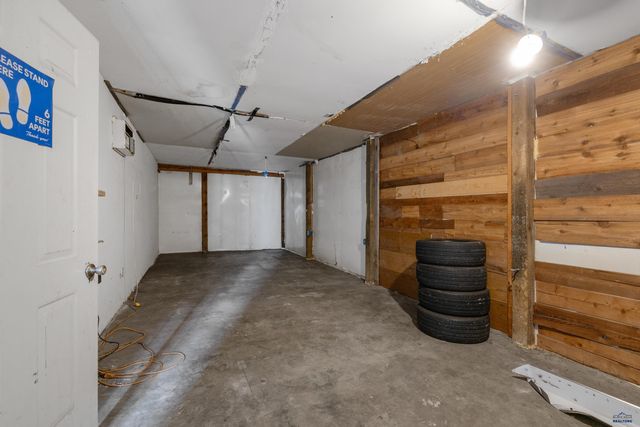 300 WILLOW DR, Box Elder, SD 57719