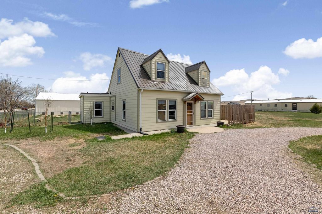 300 WILLOW DR, Box Elder, SD 57719