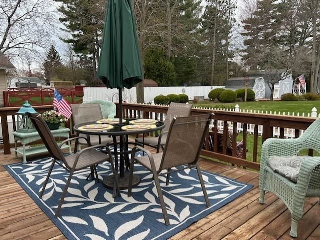 515 Huron Street, East Tawas, MI 48730