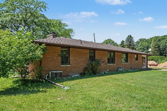2489 Washington Avenue, Saint Joseph, MI 49085
