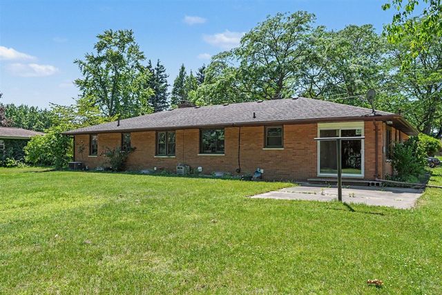 2489 Washington Avenue, Saint Joseph, MI 49085