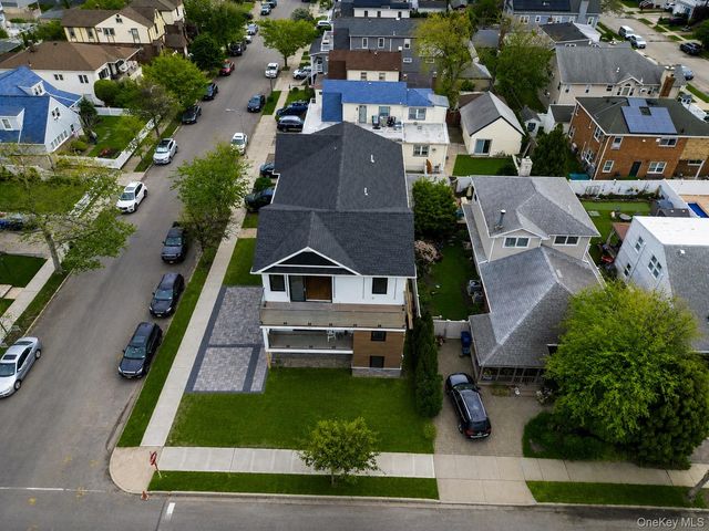 400 E Olive Street, Long Beach, NY 11561