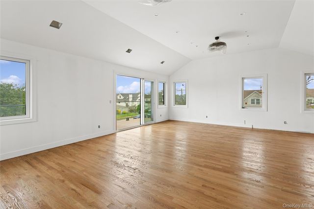 400 E Olive Street, Long Beach, NY 11561