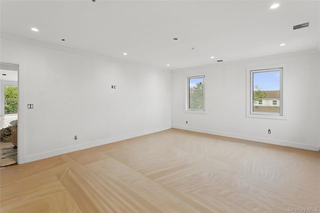 400 E Olive Street, Long Beach, NY 11561