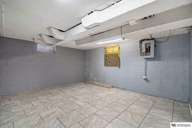 2315 F Street, Lincoln, NE 68510