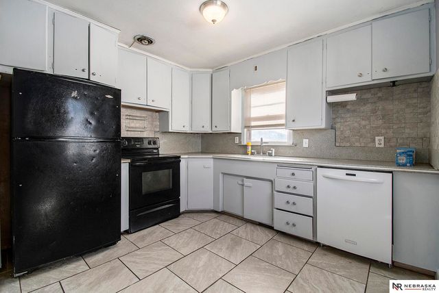 2315 F Street, Lincoln, NE 68510