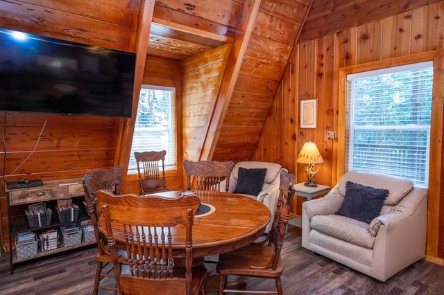 3221 Lakewood Dr, Arnold, CA 95223