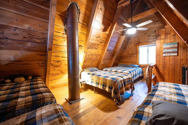 3221 Lakewood Dr, Arnold, CA 95223