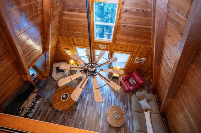 3221 Lakewood Dr, Arnold, CA 95223