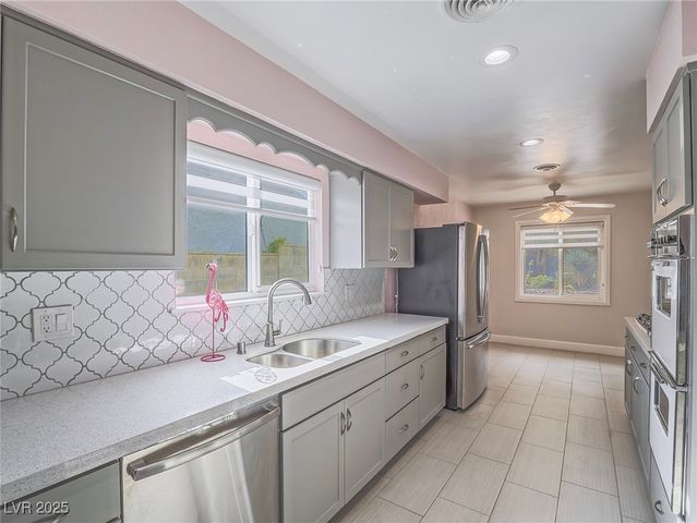 1716 Chapman Drive, Las Vegas, NV 89104