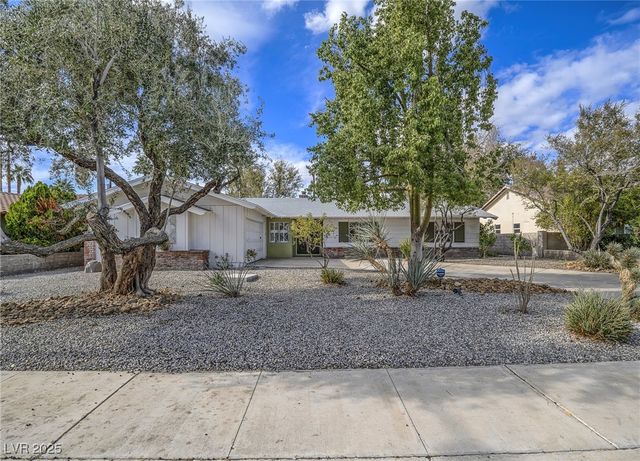 1716 Chapman Drive, Las Vegas, NV 89104