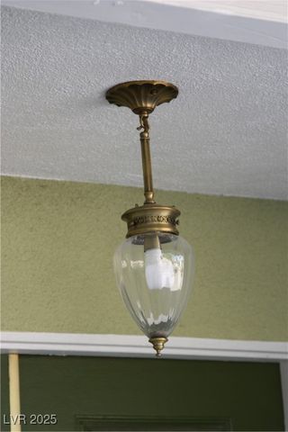 1716 Chapman Drive, Las Vegas, NV 89104