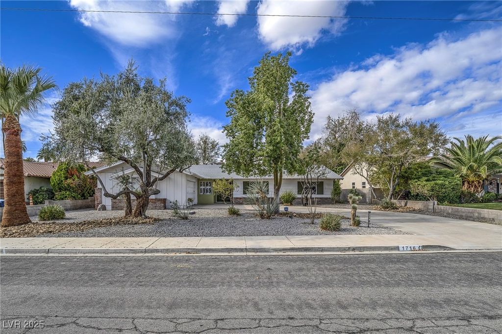 1716 Chapman Drive, Las Vegas, NV 89104