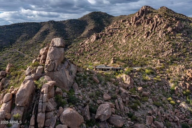 6964 E Stagecoach Pass, Carefree, AZ 85377