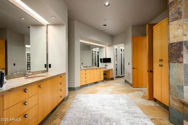 6964 E Stagecoach Pass, Carefree, AZ 85377