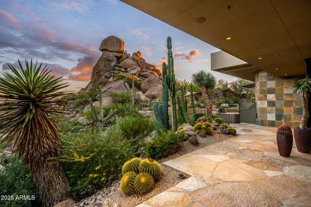 6964 E Stagecoach Pass, Carefree, AZ 85377