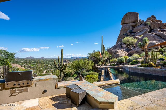 6964 E Stagecoach Pass, Carefree, AZ 85377