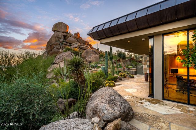 6964 E Stagecoach Pass, Carefree, AZ 85377