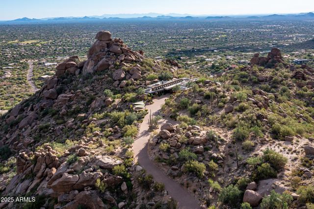 6964 E Stagecoach Pass, Carefree, AZ 85377