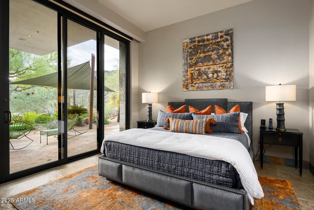 Image 28 of property listing at 6964 E Stagecoach Pass, Carefree, AZ 85377