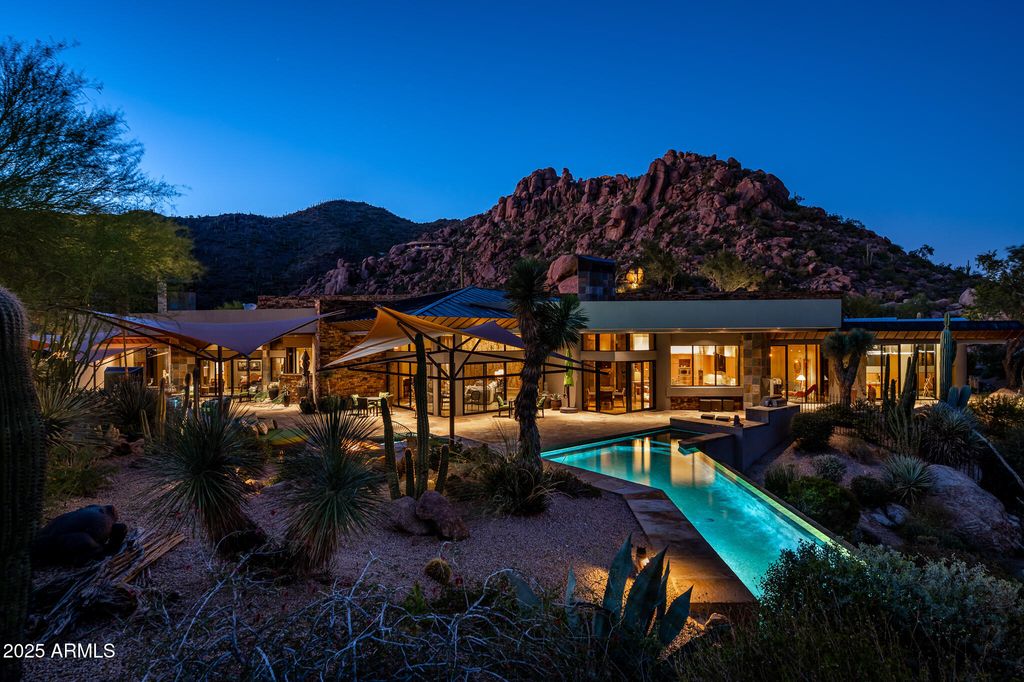 Image 38 of property listing at 6964 E Stagecoach Pass, Carefree, AZ 85377