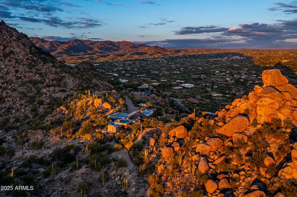 Image 63 of property listing at 6964 E Stagecoach Pass, Carefree, AZ 85377