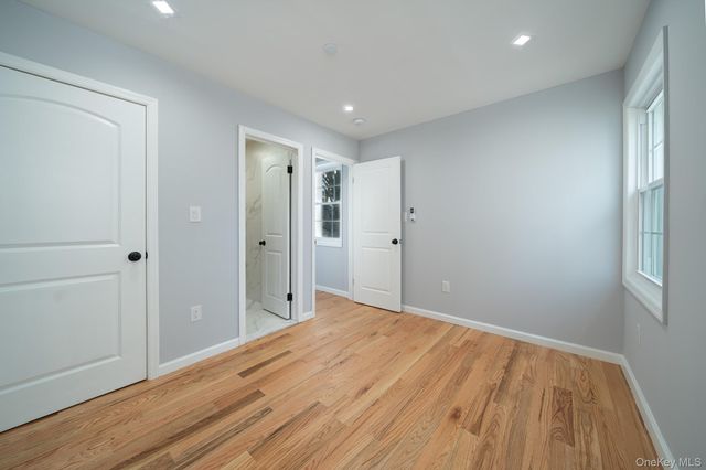 7036 70th Street, Glendale, NY 11385