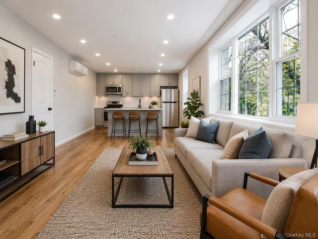 7036 70th Street, Glendale, NY 11385