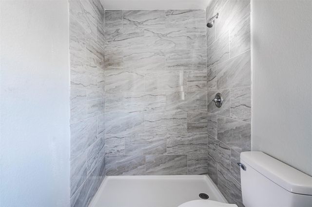 1819 Pecan ST, Bastrop, TX 78602