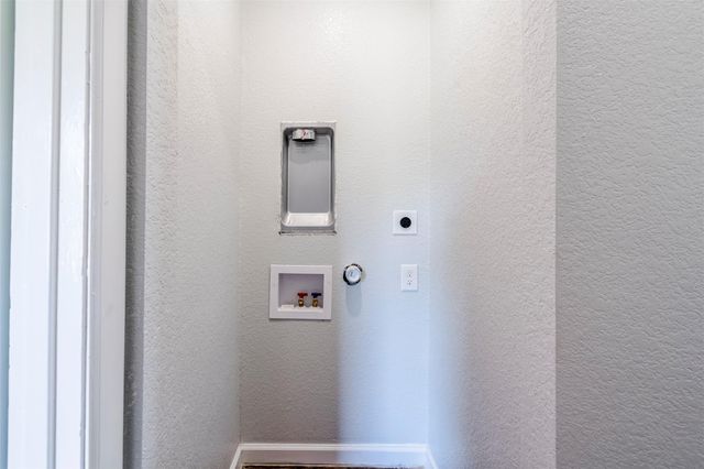 1819 Pecan ST, Bastrop, TX 78602