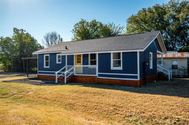 1819 Pecan ST, Bastrop, TX 78602