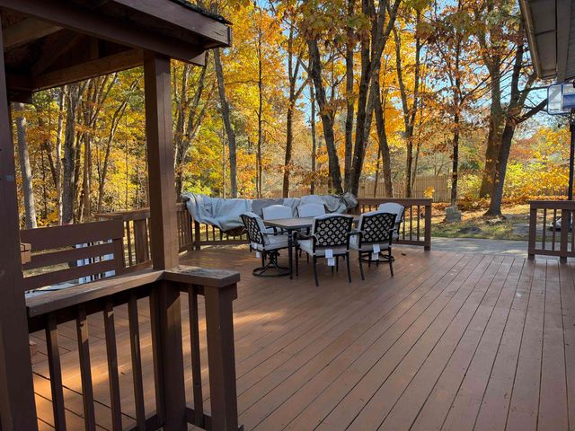 76 Tinker Road, Merrimack, NH 03054