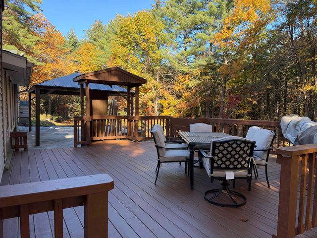 76 Tinker Road, Merrimack, NH 03054