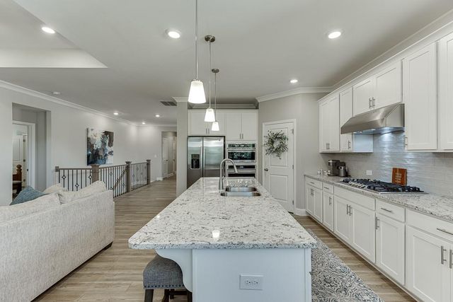 5188 Watchmans Cove, Gainesville, GA 30504