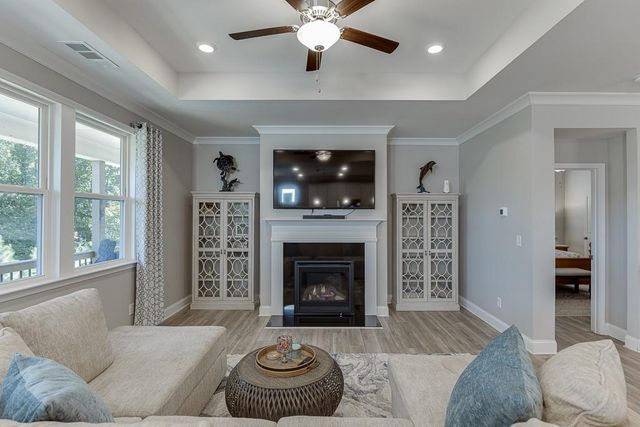 5188 Watchmans Cove, Gainesville, GA 30504