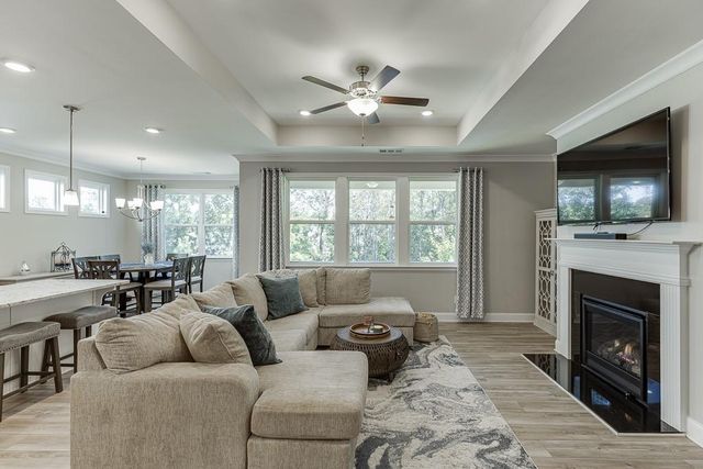 5188 Watchmans Cove, Gainesville, GA 30504