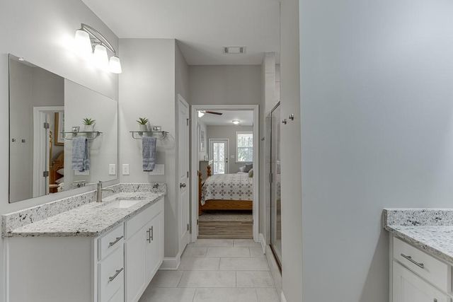 5188 Watchmans Cove, Gainesville, GA 30504